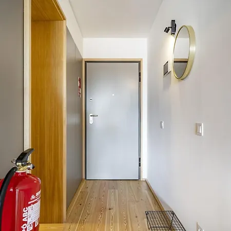 Nomad's Easy - 1bed 6th Floor Campanha