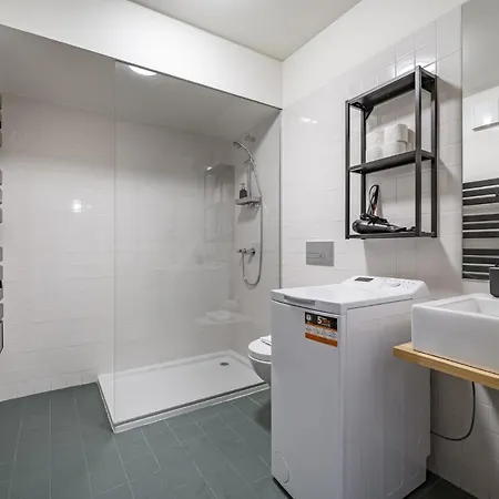 Nomad's Easy - 1bed 6th Floor Campanha
